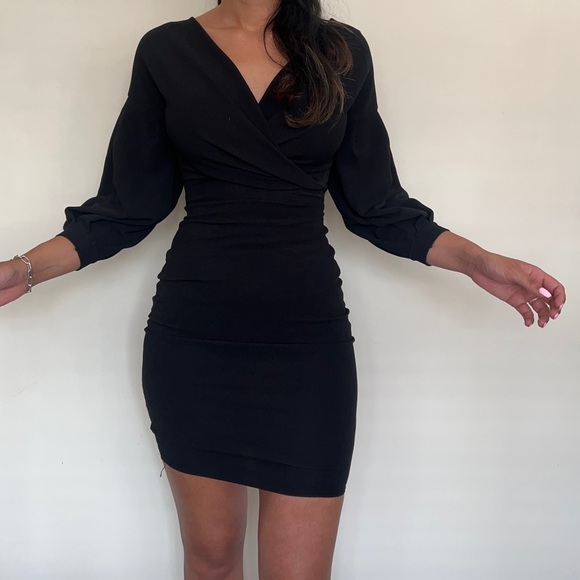 Boohoo Little Black Dress - Picture 4 of 8